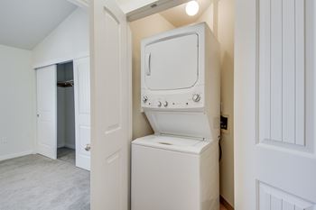 Washer/dryer in home